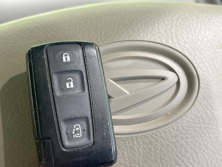 2009 Daihatsu Tanto DBA-L375S (UW-6a1660783516b)[23]