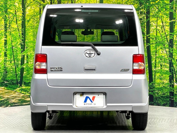 2012 Toyota Pixis Space DBA-L575A (UW-6a16607a32428)[8]