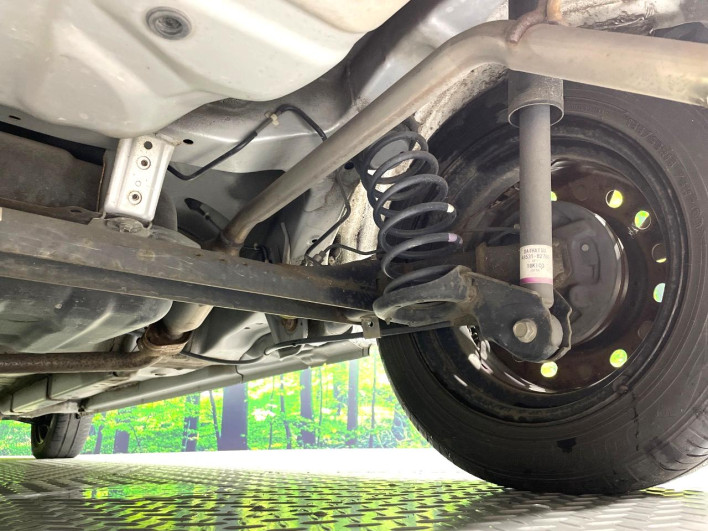 2012 Toyota Pixis Space DBA-L575A (UW-6a16607a32428)[10]