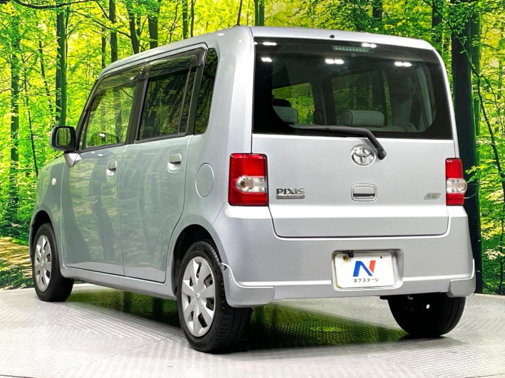 2012 Toyota Pixis Space DBA-L575A (UW-6a16607a32428)[7]