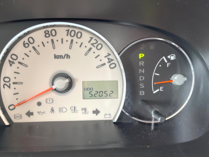 2011 Daihatsu Mira Cocoa DBA-L675S (UW-6a16607af2be7)[2]