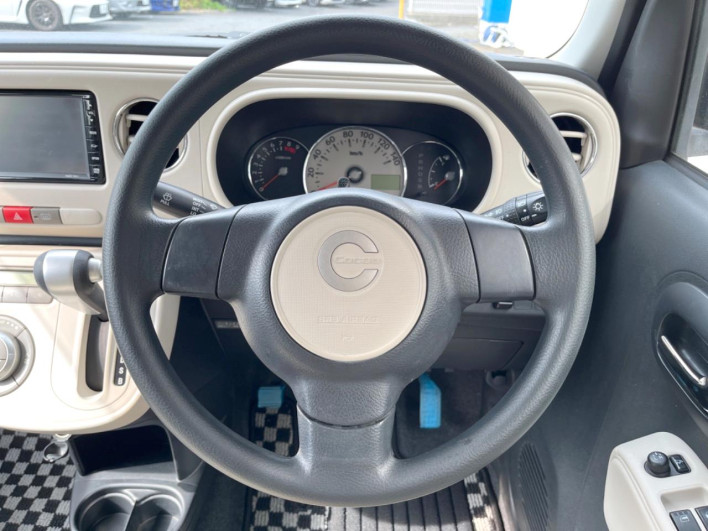 2011 Daihatsu Mira Cocoa DBA-L675S (UW-6a16607af2be7)[23]