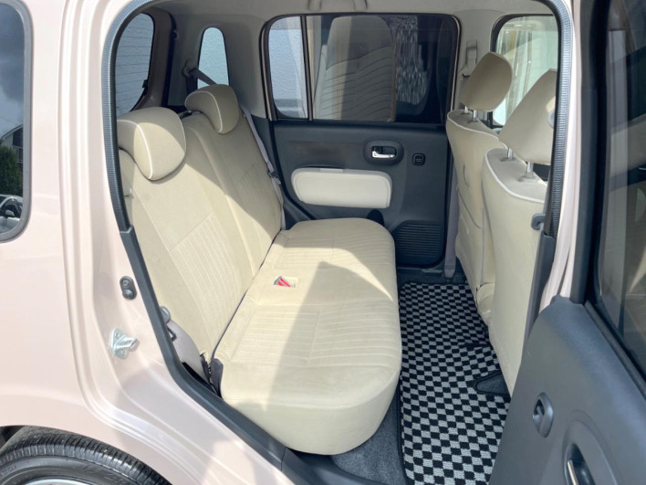 2011 Daihatsu Mira Cocoa DBA-L675S (UW-6a16607af2be7)[11]