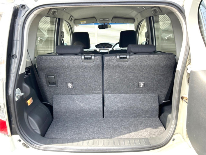 2011 Daihatsu Move DBA-LA100S (UW-6a16607cd53c2)[23]
