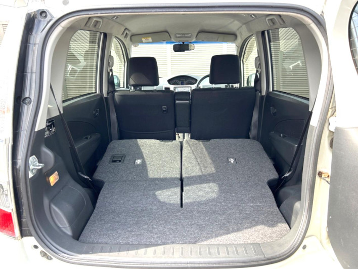 2011 Daihatsu Move DBA-LA100S (UW-6a16607cd53c2)[22]