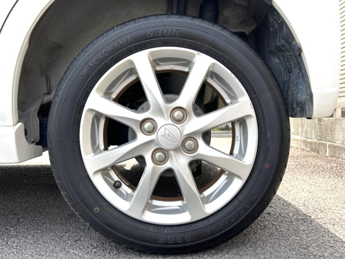 2011 Daihatsu Move DBA-LA100S (UW-6a16607cd53c2)[9]