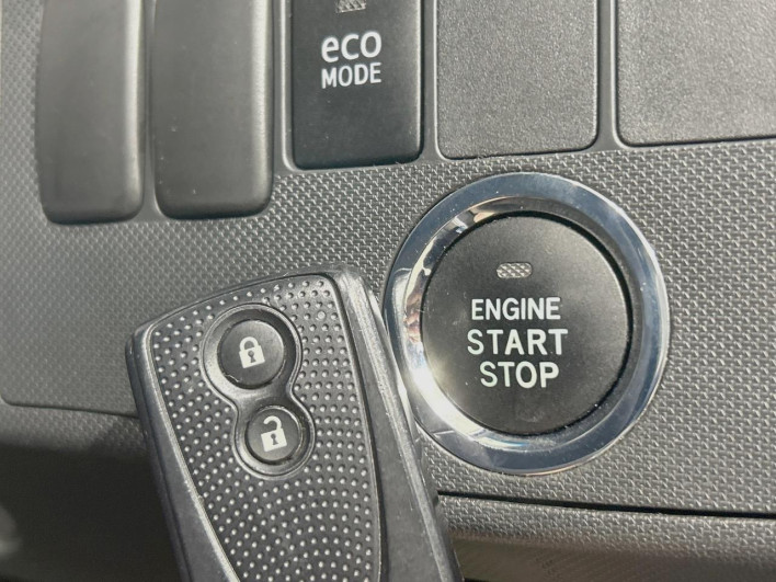 2011 Daihatsu Move CBA-LA100S (UW-6a16607ce70e2)[17]