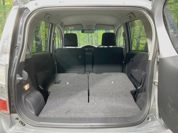 2011 Daihatsu Move CBA-LA100S (UW-6a16607ce70e2)[11]