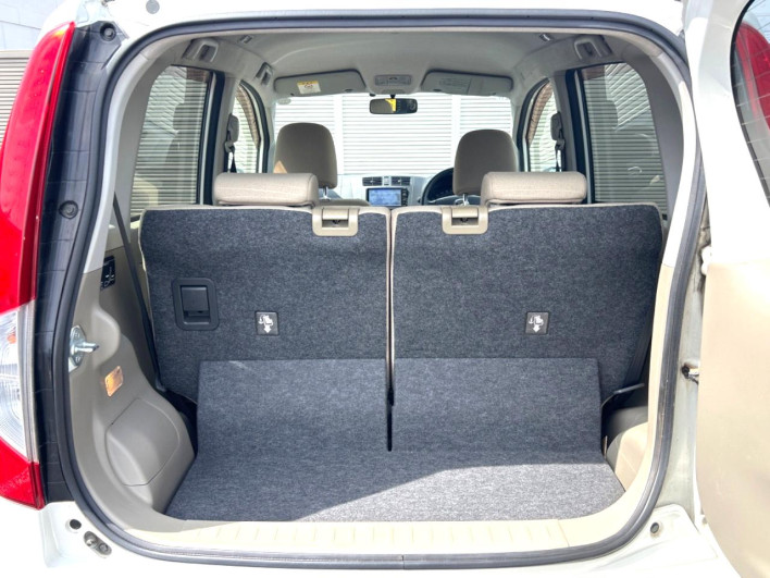 2014 Daihatsu Move DBA-LA100S (UW-6a16607da05c7)[23]