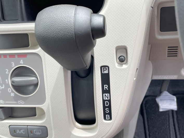 2016 Daihatsu Move DBA-LA150S (UW-6a16607f4f7b1)[23]