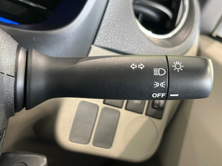 2012 Daihatsu Mirai Ease DBA-LA300S (UW-6a166082c0060)[12]