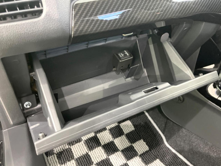 2021 Daihatsu Copen 3BA-LA400K (UW-6a16608725537)[4]