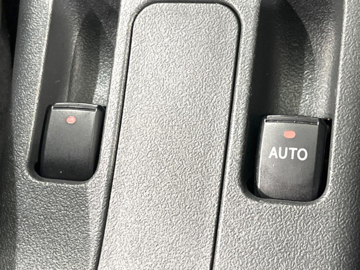 2021 Daihatsu Copen 3BA-LA400K (UW-6a16608725537)[29]