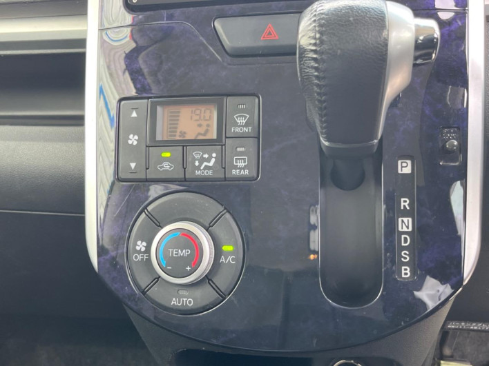 2017 Daihatsu Tanto DBA-LA600S (UW-6a16608ce648f)[24]