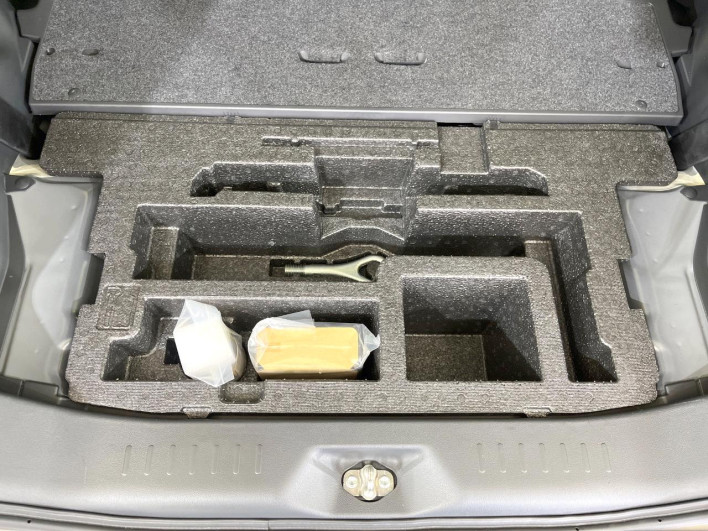 2018 Daihatsu Tanto DBA-LA600S (UW-6a16608ecf6d4)[14]