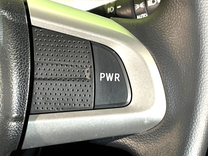 2017 Daihatsu Tanto DBA-LA610S (UW-6a16609200a71)[20]