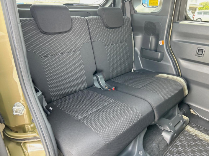 2014 Daihatsu Wake DBA-LA700S (UW-6a1660998fb7b)[27]