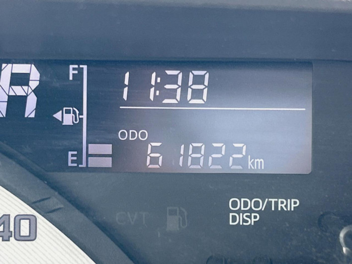 2014 Daihatsu Wake DBA-LA700S (UW-6a1660998fb7b)[2]