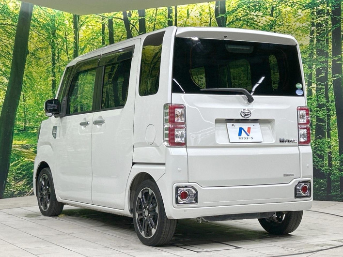 2017 Daihatsu Wake DBA-LA700S (UW-6a16609a1858d)[7]