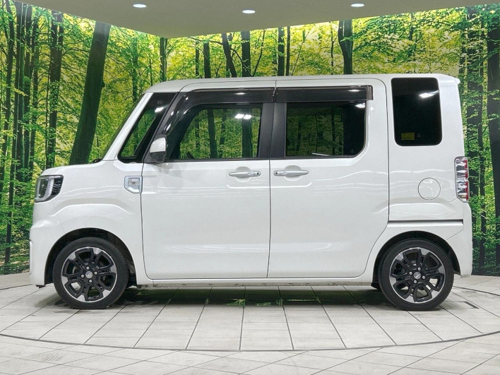 2017 Daihatsu Wake DBA-LA700S (UW-6a16609a1858d)[6]