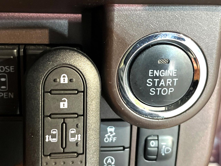 2016 Toyota Roomy DBA-M900A (UW-6a1660a8edc58)[15]