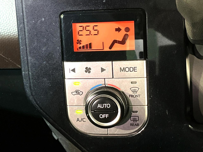 2016 Toyota Roomy DBA-M900A (UW-6a1660a8edc58)[17]