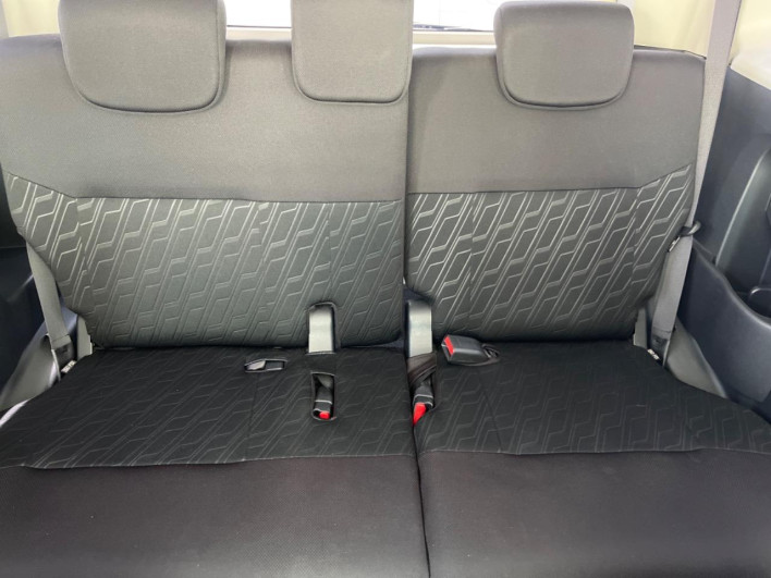 2017 Toyota Roomy DBA-M900A (UW-6a1660aa36d80)[21]