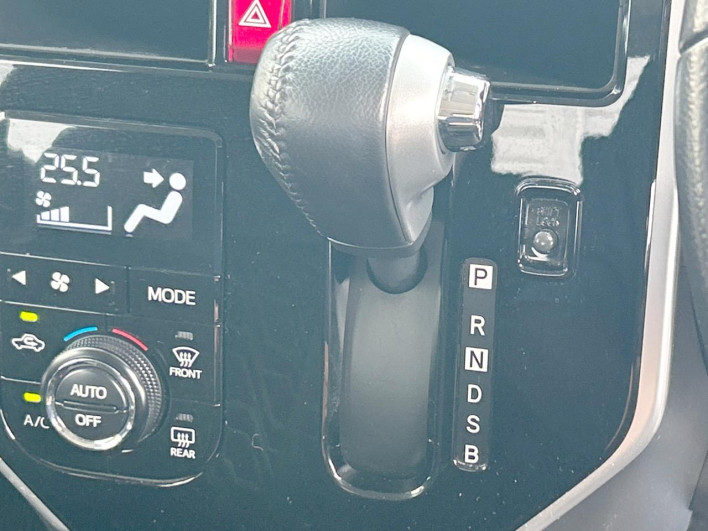 2017 Toyota Roomy DBA-M900A (UW-6a1660aa58625)[16]