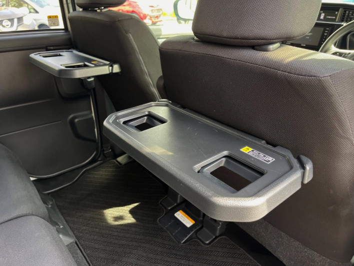 2017 Toyota Roomy DBA-M900A (UW-6a1660ab7e556)[21]