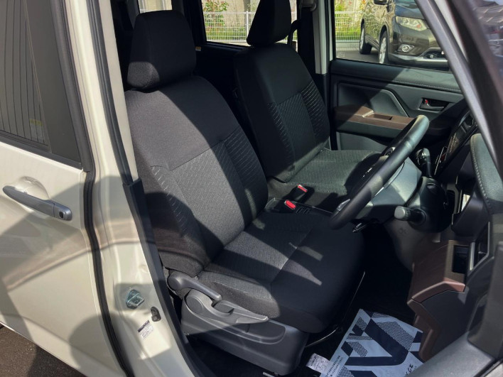 2017 Toyota Roomy DBA-M900A (UW-6a1660ab7e556)[17]