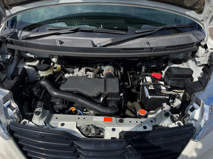 2017 Toyota Roomy DBA-M900A (UW-6a1660ab7e556)[4]