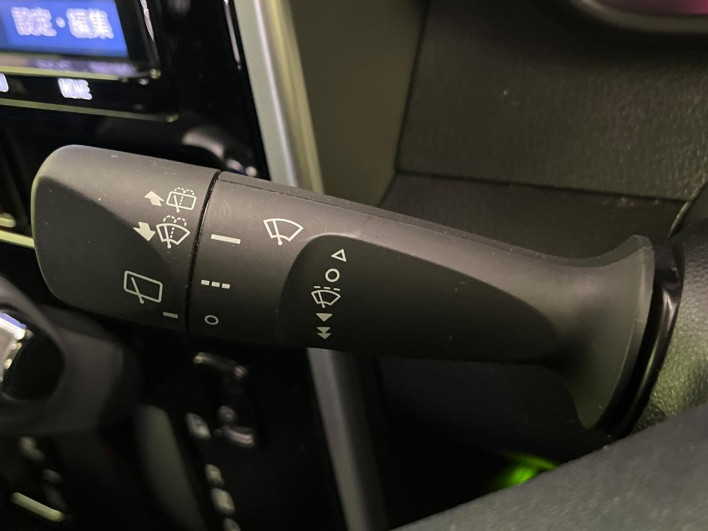 2019 Toyota Roomy DBA-M900A (UW-6a1660ad4bc6d)[26]