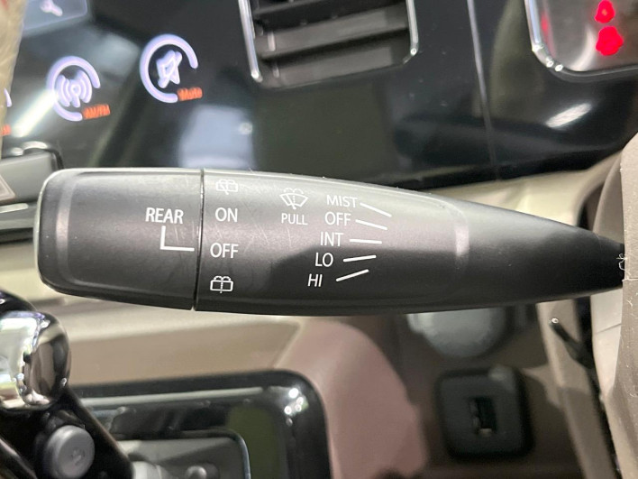 2014 Suzuki MR Wagon Wit DBA-MF33S (UW-6a1660c1c4422)[28]