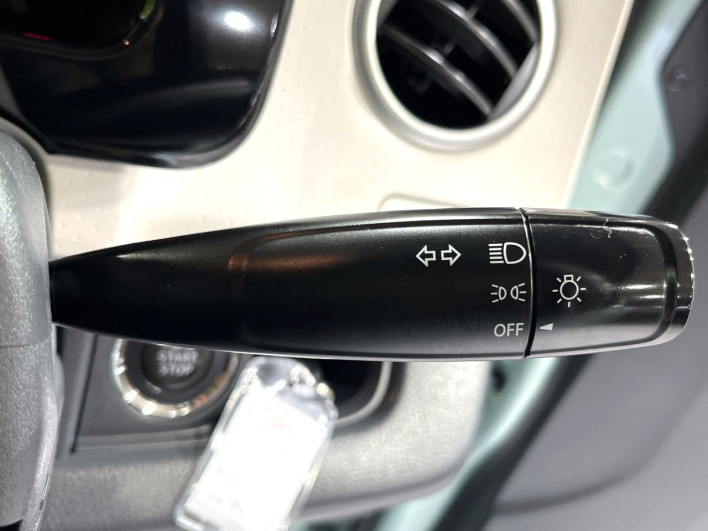2014 Nissan Moco DBA-MG33S (UW-6a1660c283077)[25]