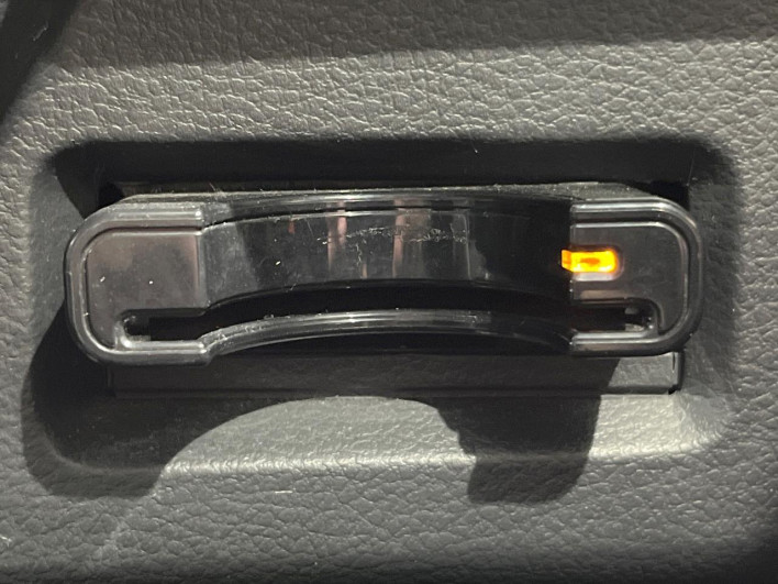 2014 Suzuki Spacia Custom DBA-MK32S (UW-6a1660cd8133b)[28]