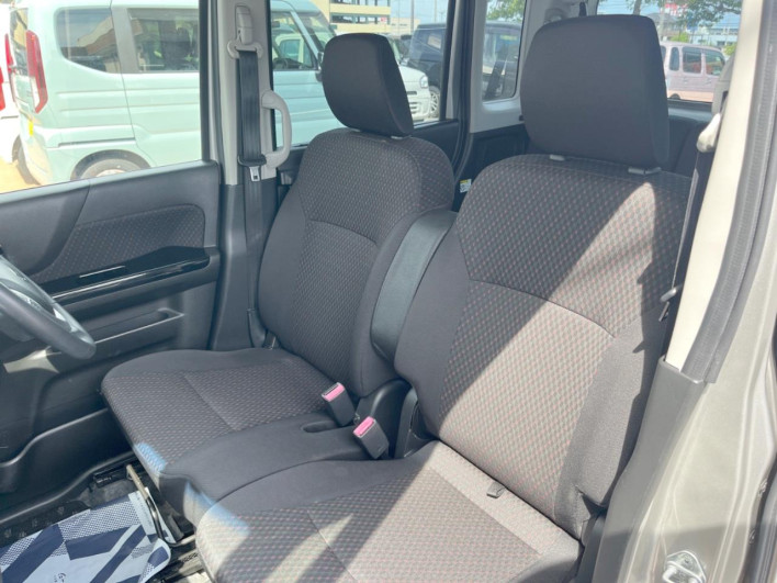 2017 Suzuki Spacia Custom DAA-MK42S (UW-6a1660cf96263)[26]