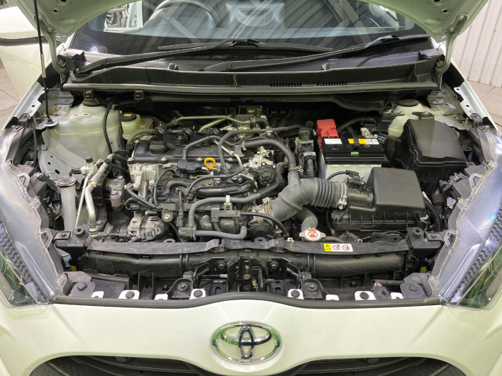 2021 Toyota Yaris 5BA-MXPA15 (UW-6a1660f886622)[4]