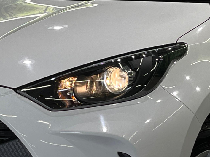 2021 Toyota Yaris 5BA-MXPA15 (UW-6a1660f886622)[17]