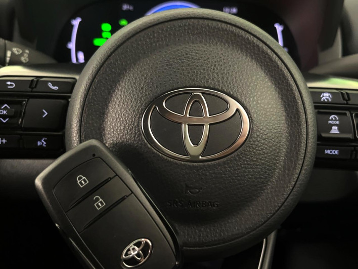 2025 Toyota Yaris Cross 6AA-MXPJ10 (UW-6a1660fdba0d4)[19]