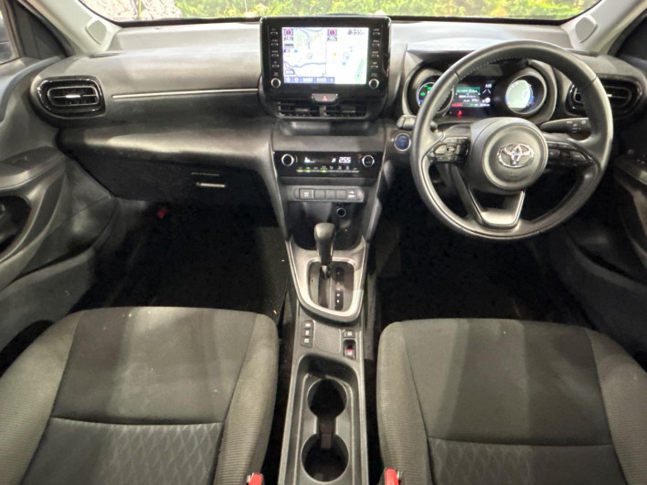 2021 Toyota Yaris Cross 6AA-MXPJ10 (UW-6a1660fe872dd)[23]