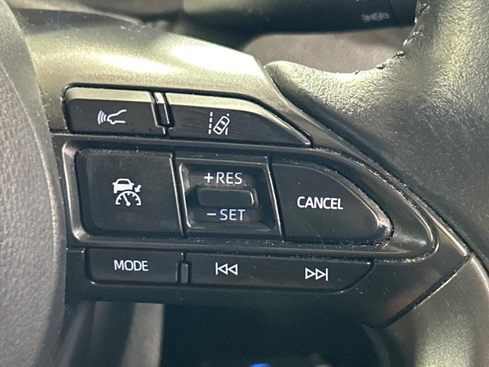2021 Toyota Yaris Cross 6AA-MXPJ10 (UW-6a1660fe872dd)[9]