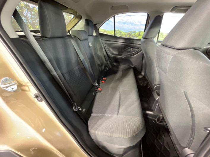 2023 Toyota Yaris Cross 6AA-MXPJ10 (UW-6a166100ce87f)[28]