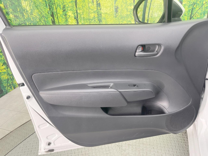 2021 Toyota Aqua 6AA-MXPK11 (UW-6a16610502ce7)[28]
