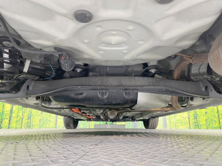 2021 Toyota Aqua 6AA-MXPK11 (UW-6a16610502ce7)[22]