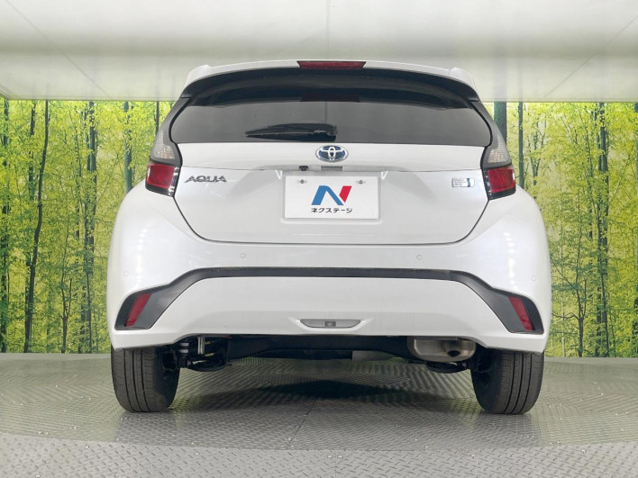 2021 Toyota Aqua 6AA-MXPK11 (UW-6a16610502ce7)[18]