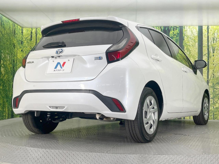 2021 Toyota Aqua 6AA-MXPK11 (UW-6a16610502ce7)[19]