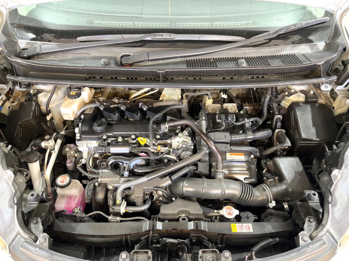 2023 Toyota Sienta 6AA-MXPL10G (UW-6a166107cbf71)[4]