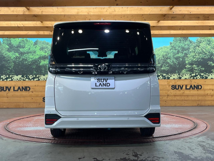 2022 Toyota Voxy 6BA-MZRA90W (UW-6a1661148804c)[5]