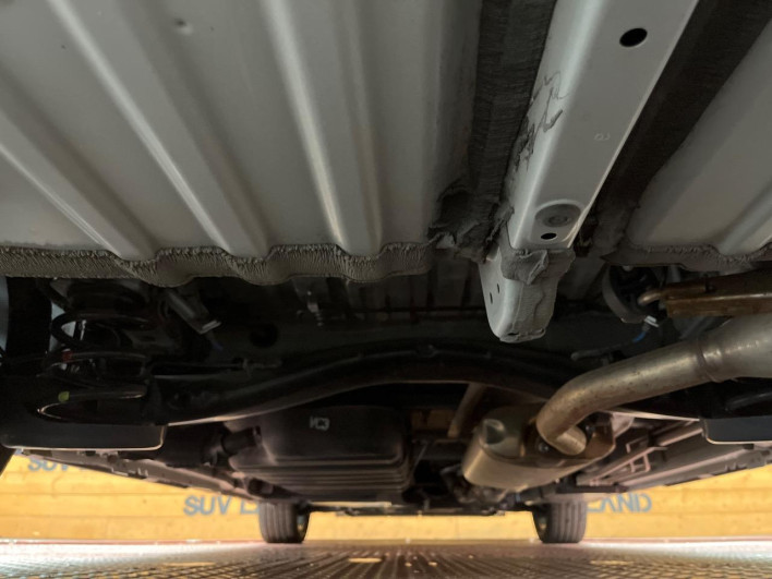2022 Toyota Voxy 6BA-MZRA90W (UW-6a1661148804c)[10]