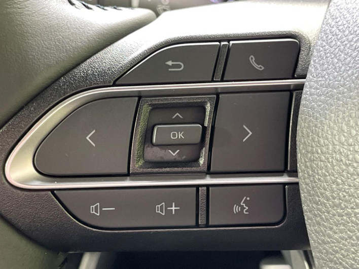 2023 Toyota Noah 6BA-MZRA90W (UW-6a16611569818)[19]